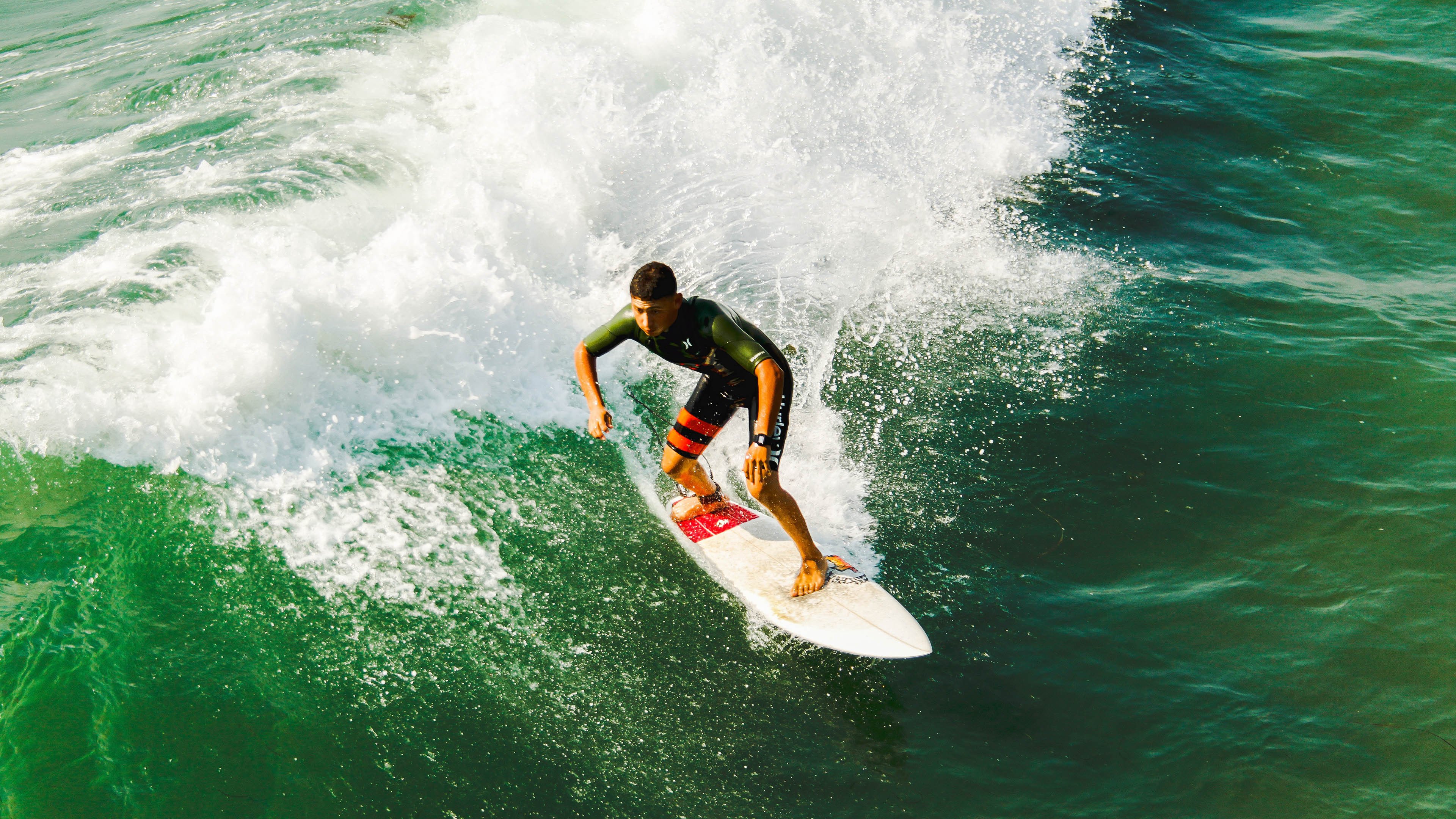 全新赛季：技术革新与赛道革新的完美结合，什么叫技术革新