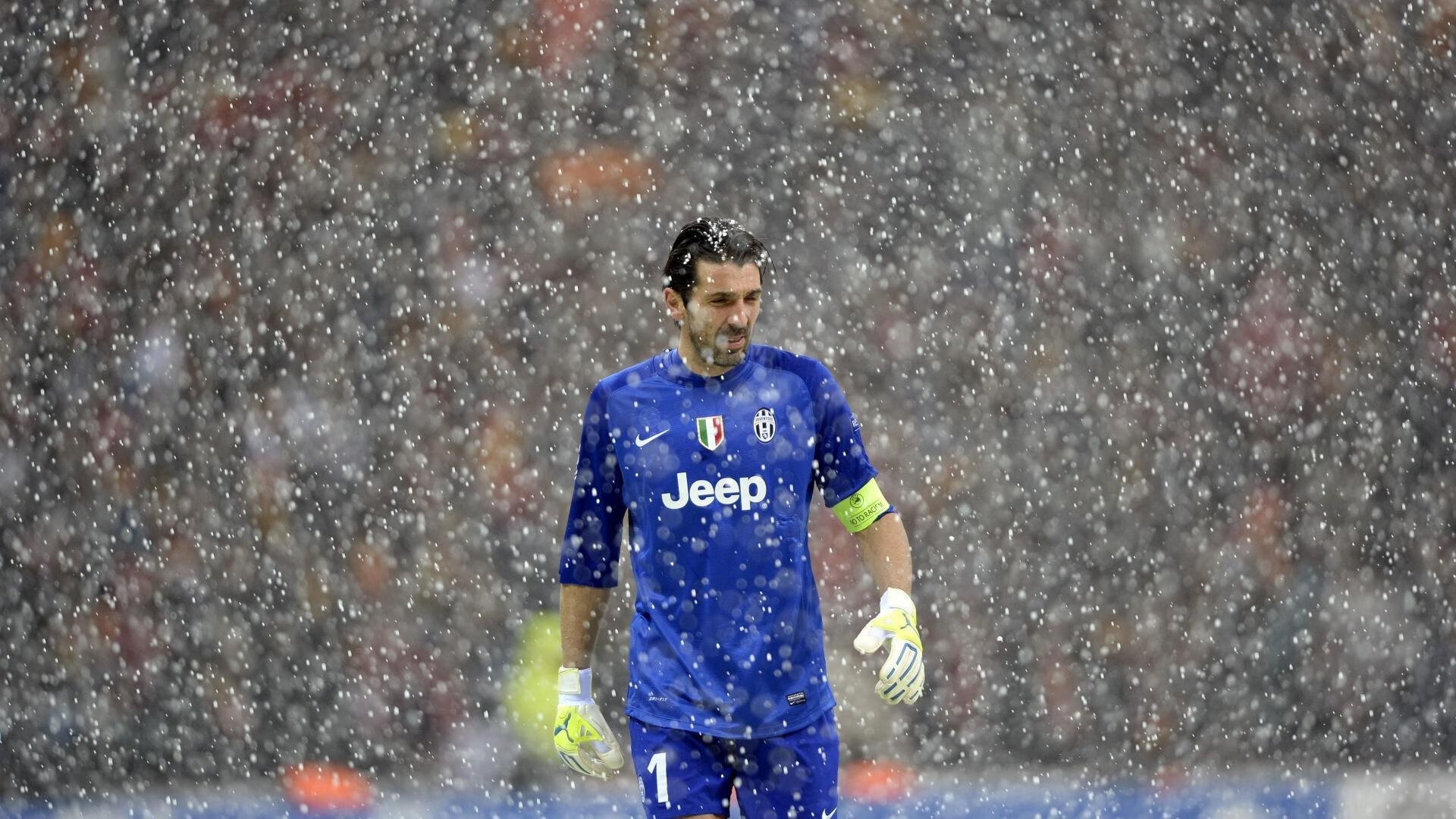 欧洲足球的盛事：破解欧冠成功的秘密武器，欧洲足坛怎么了